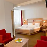 Quellenhof Unique فندق *